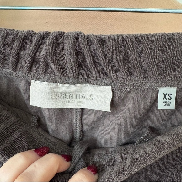 Fear of God Essentials Women's Resort Terry Cloth Brown Logo Sweat Pants Size XS - Picture 5 of 9